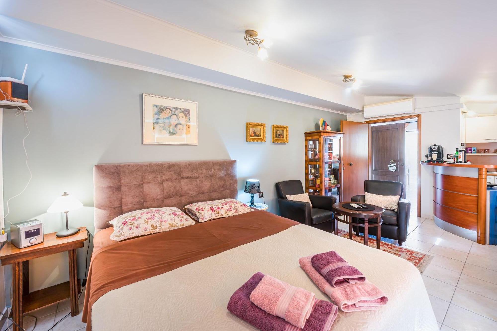 Glyfada'S Cosy Apartments Atény Exteriér fotografie